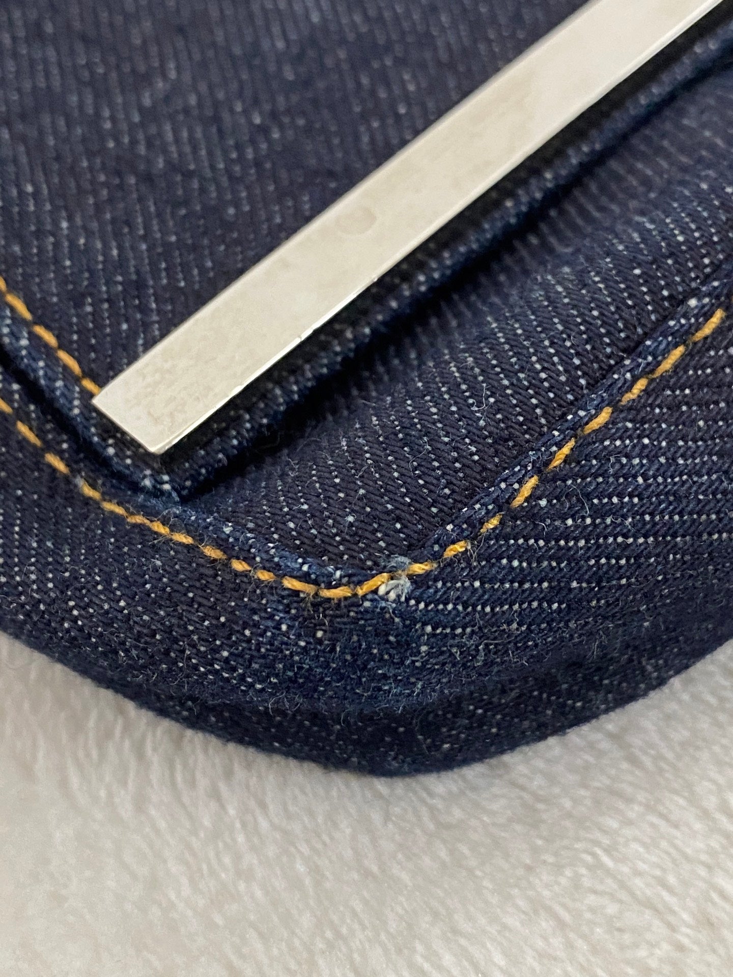 FENDI Borsa In Jeans Beagutte Shoulderbag