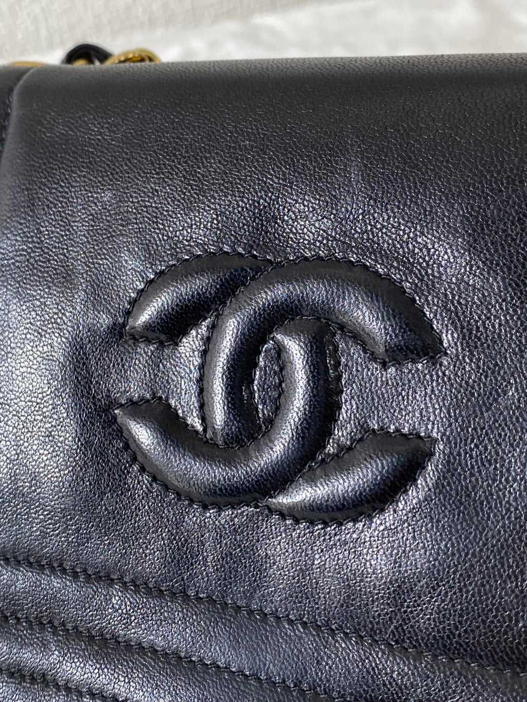 CHANEL Lambskin DoubleC Chainbag