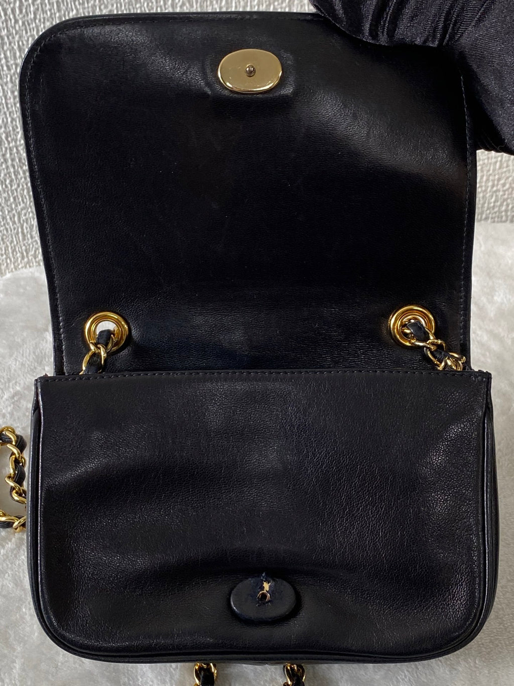 CHANEL Lambskin DoubleC Chainbag
