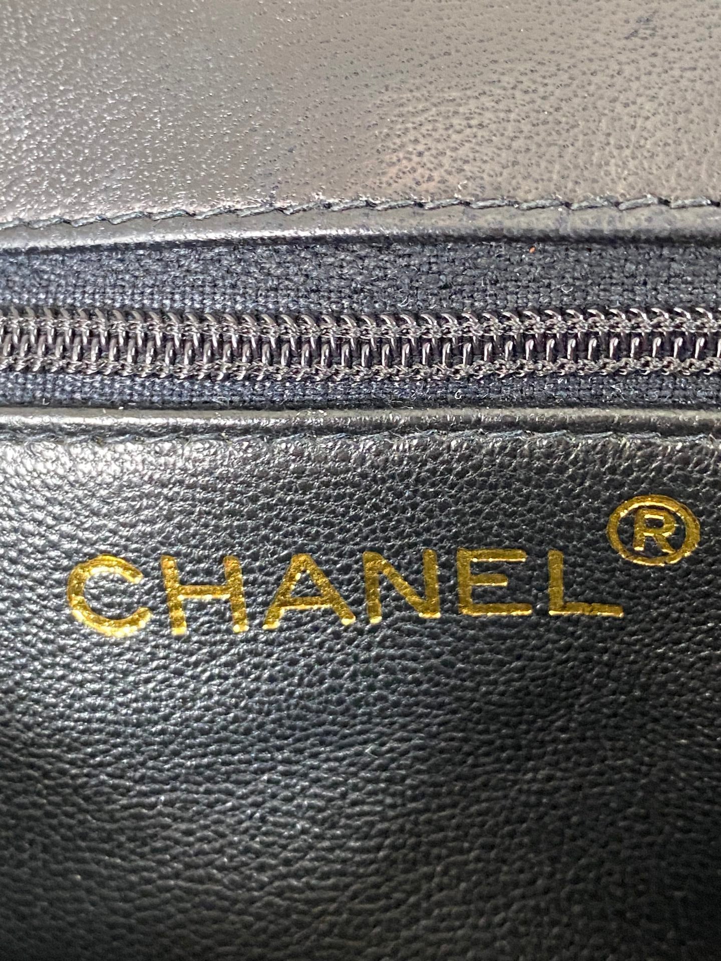 CHANEL Lambskin DoubleC Chainbag
