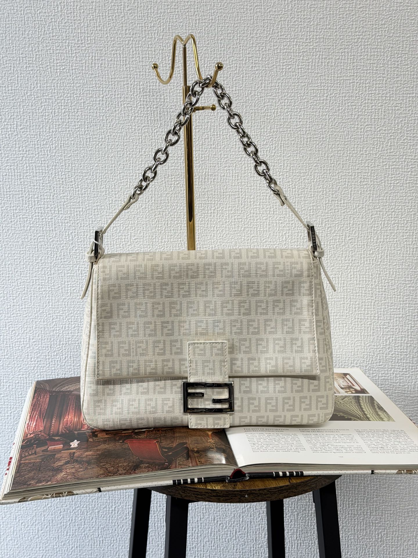 FENDI Zucchino White Chain Bag