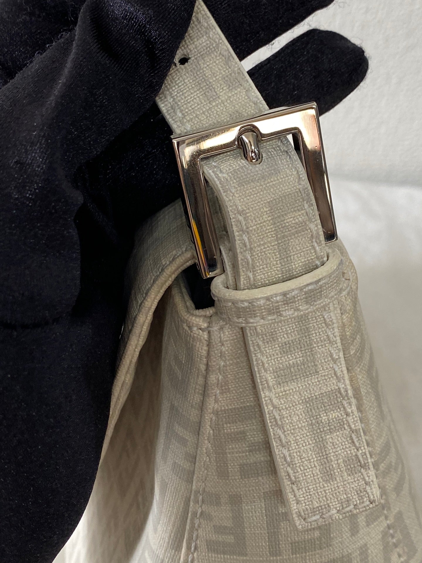 FENDI Zucchino White Chain Bag