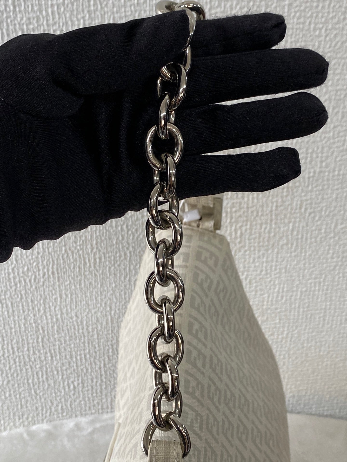 FENDI Zucchino White Chain Bag
