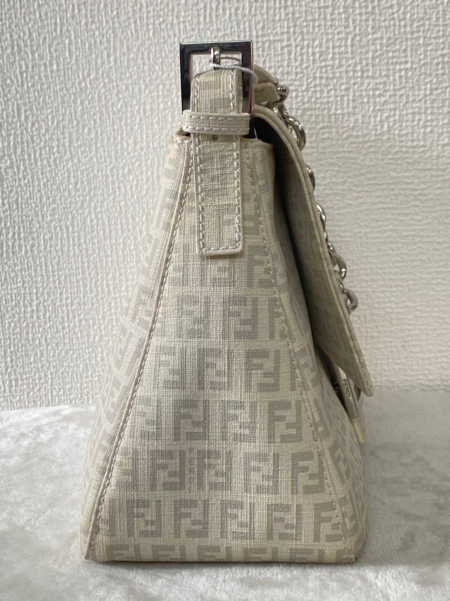 FENDI Zucchino White Chain Bag
