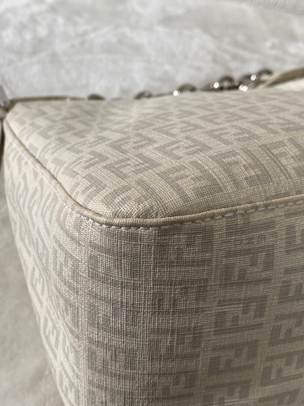 FENDI Zucchino White Chain Bag