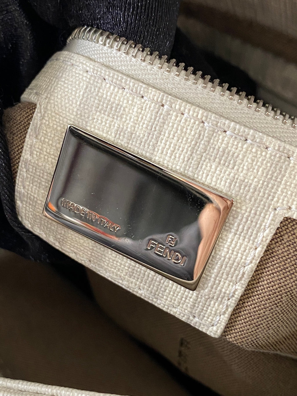 FENDI Zucchino White Chain Bag