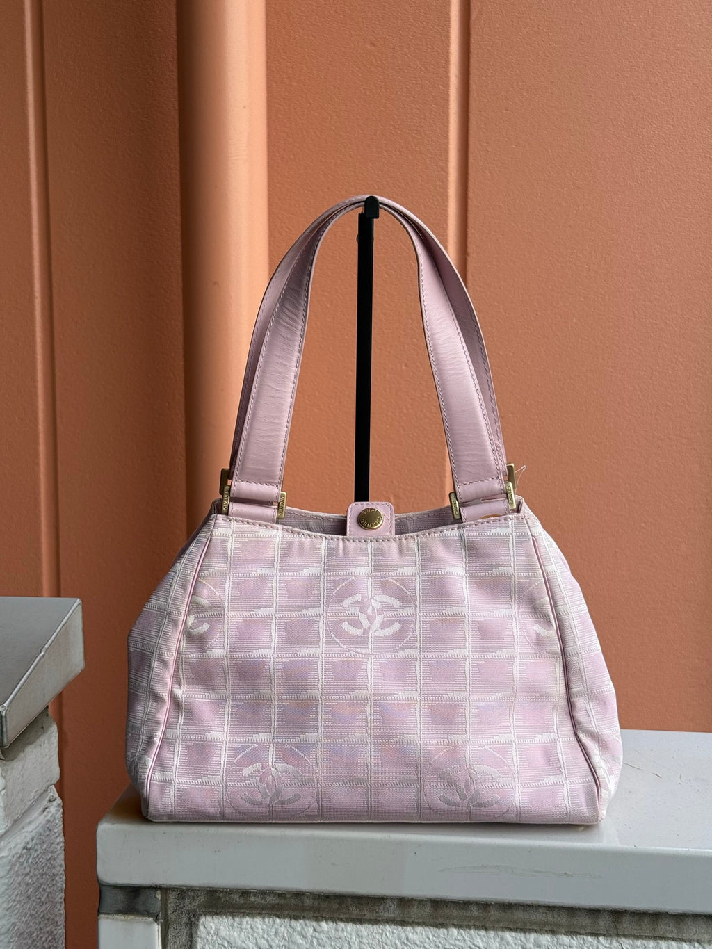 CHANEL Ice Cube Pink Handbag