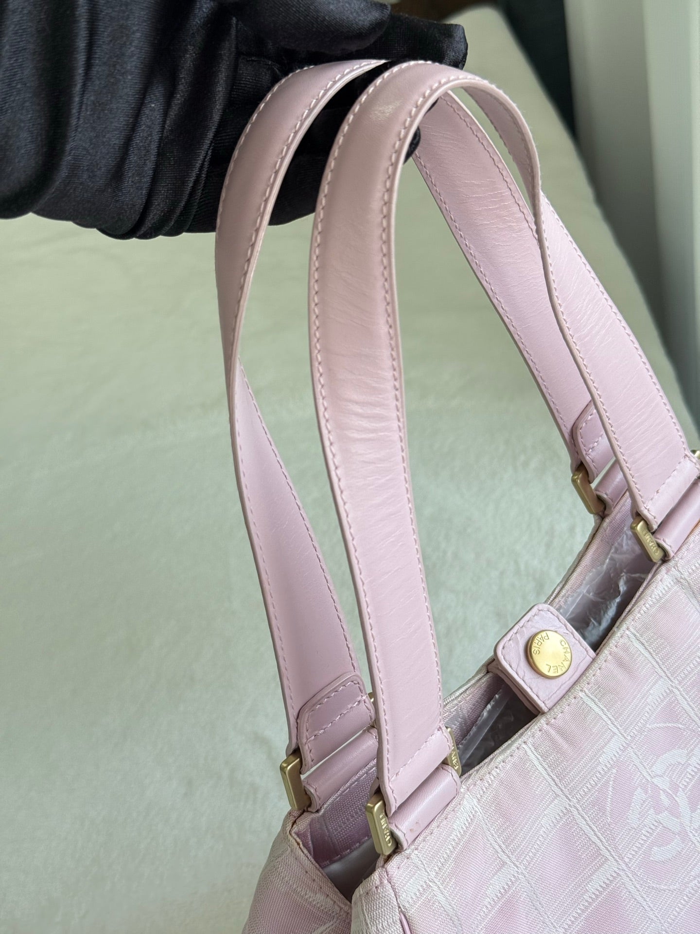 CHANEL Ice Cube Pink Handbag