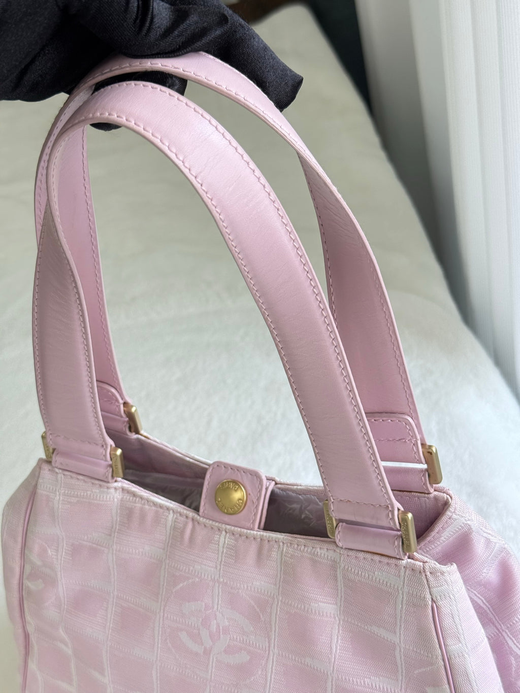 CHANEL Ice Cube Pink Handbag