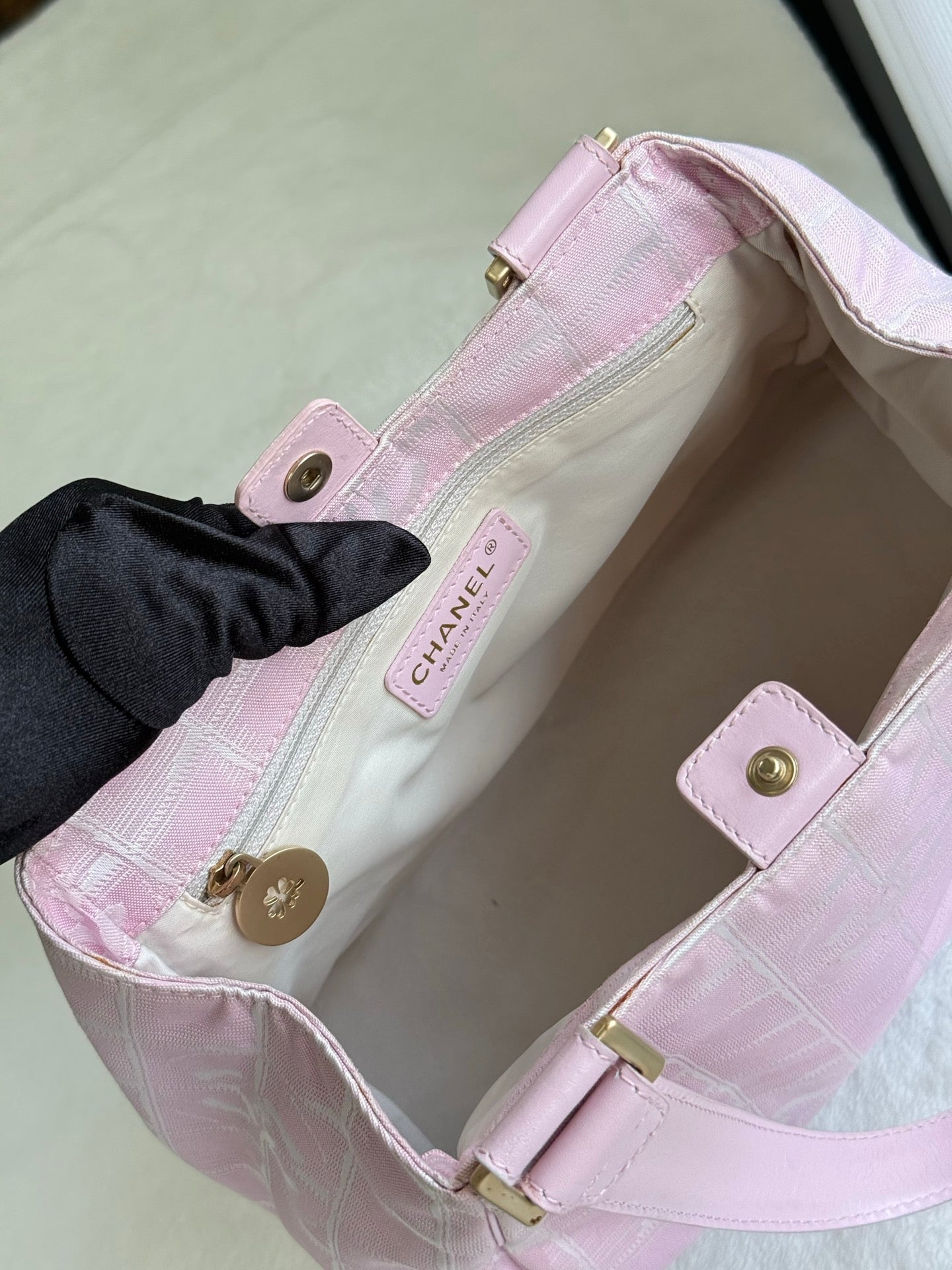 CHANEL Ice Cube Pink Handbag