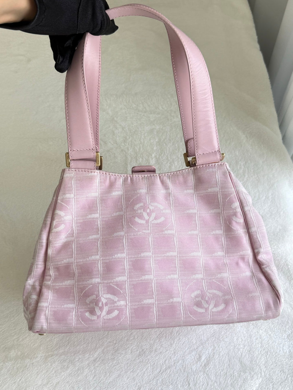 CHANEL Ice Cube Pink Handbag