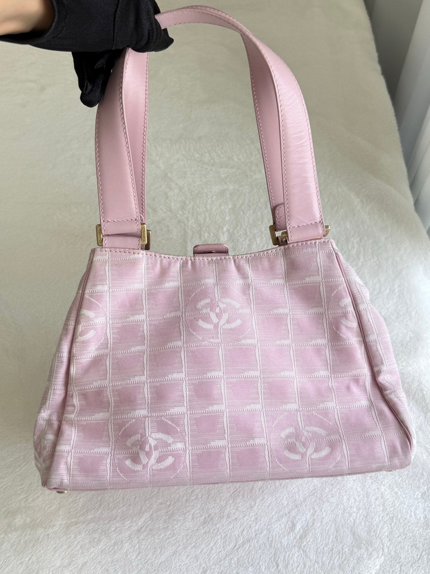 CHANEL Ice Cube Pink Handbag