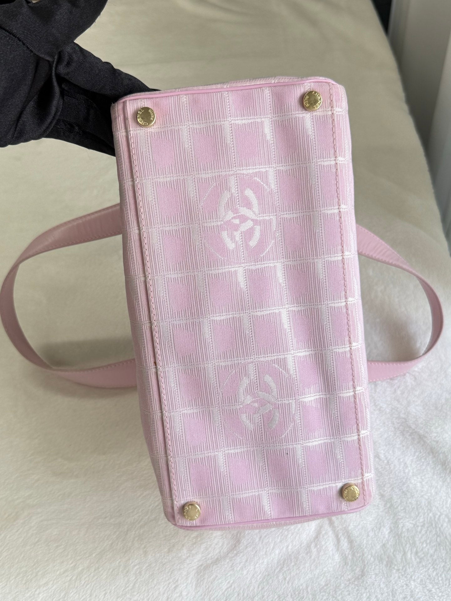CHANEL Ice Cube Pink Handbag
