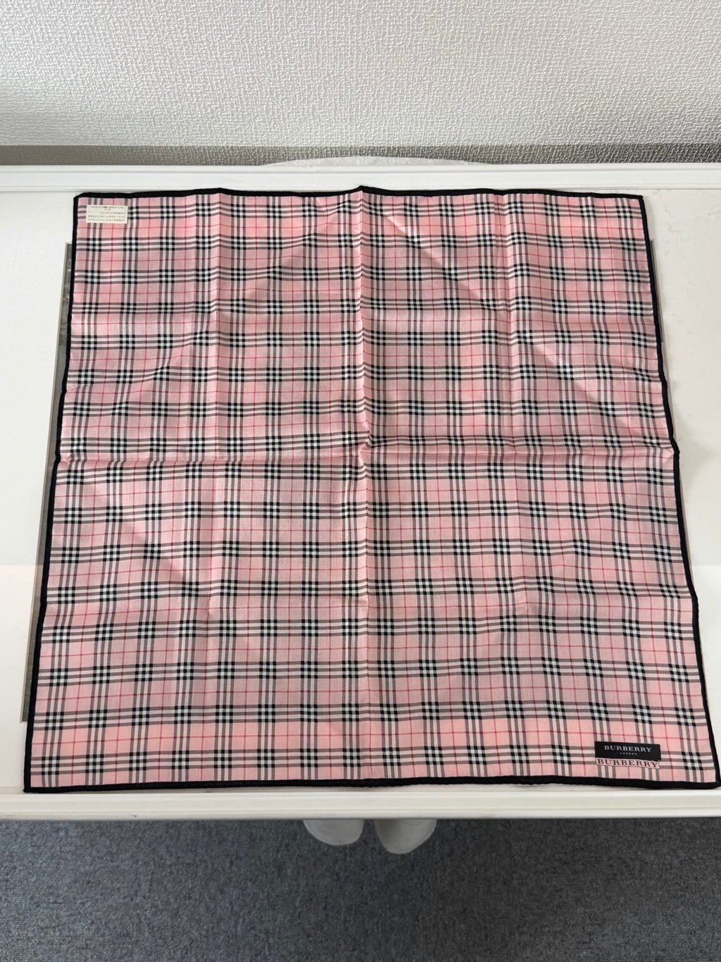 BURBERRY Check Pattern Handkerchief