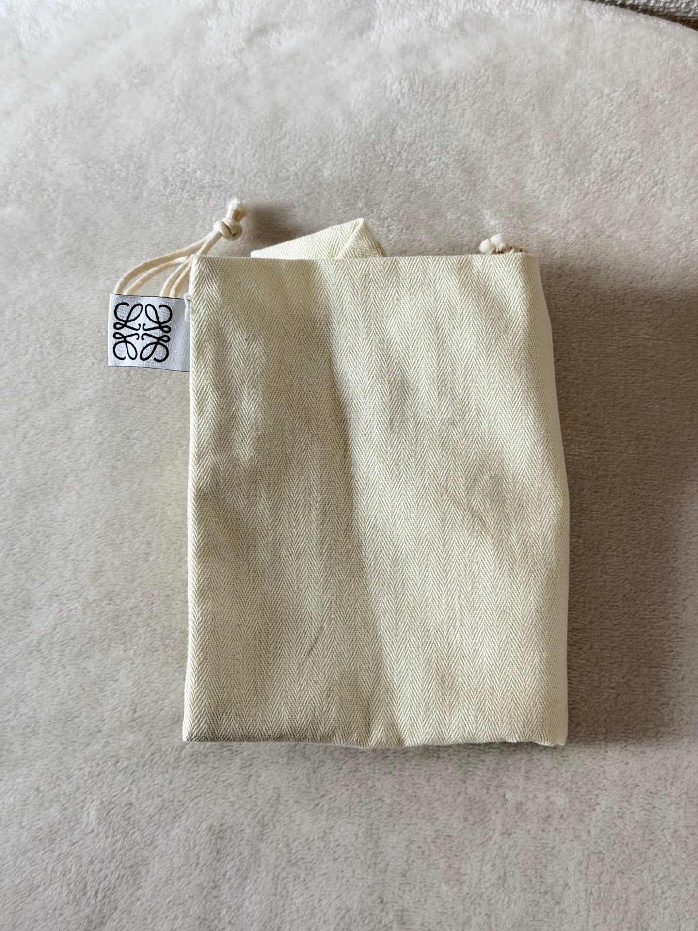 LOEWE Barcelona Genuine Shoulderbag