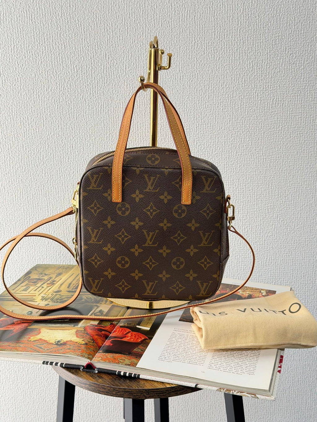 LOUIS VUITTON Monogram Shoulderbag