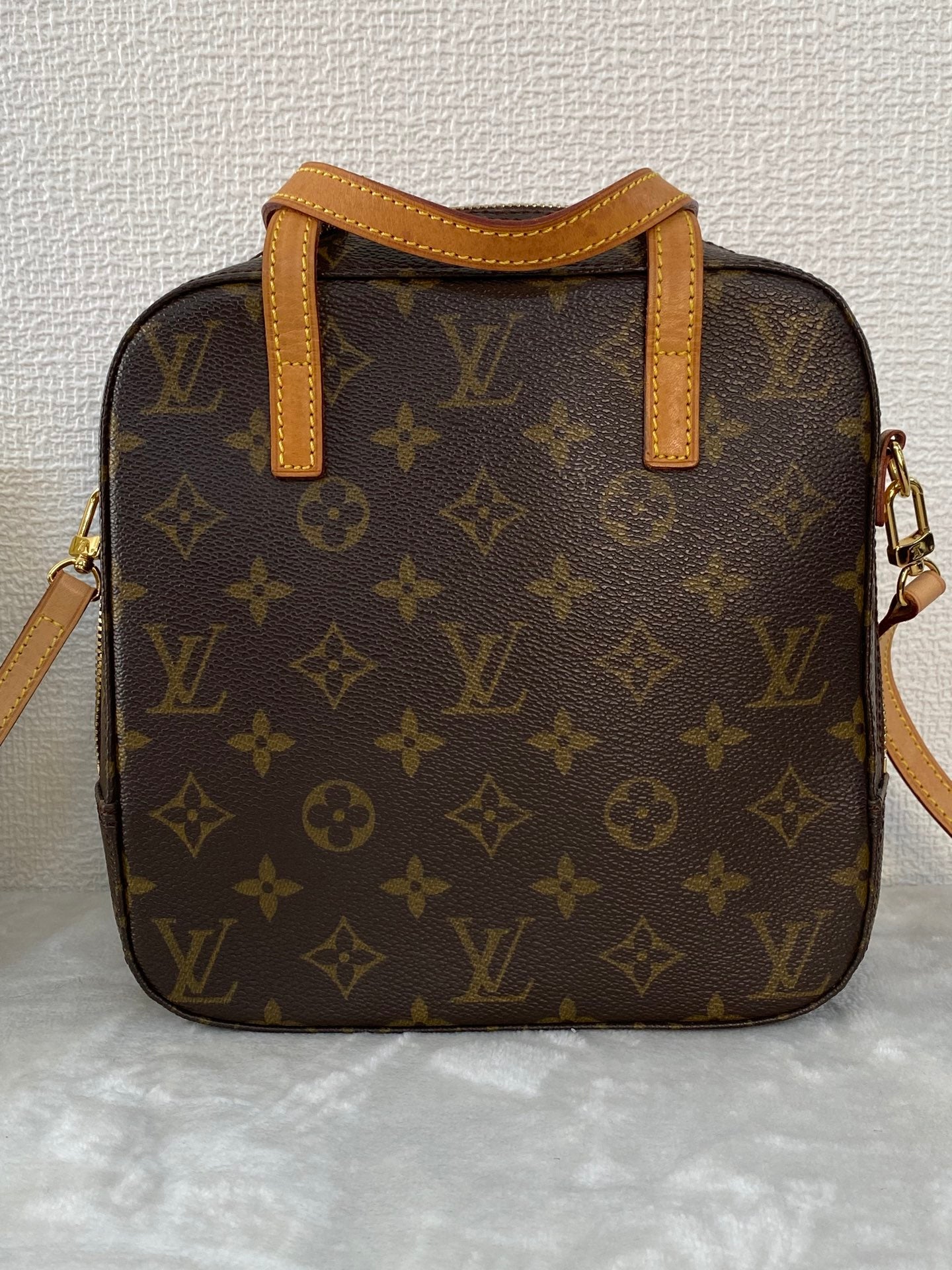 LOUIS VUITTON Monogram Shoulderbag