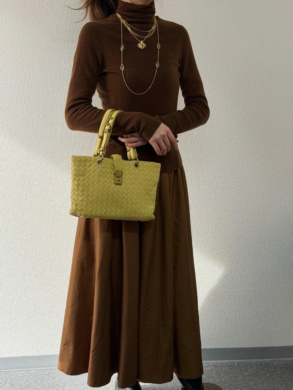 BOTTEGA VENETA Intrecciato Andiamo Genuine Handbag