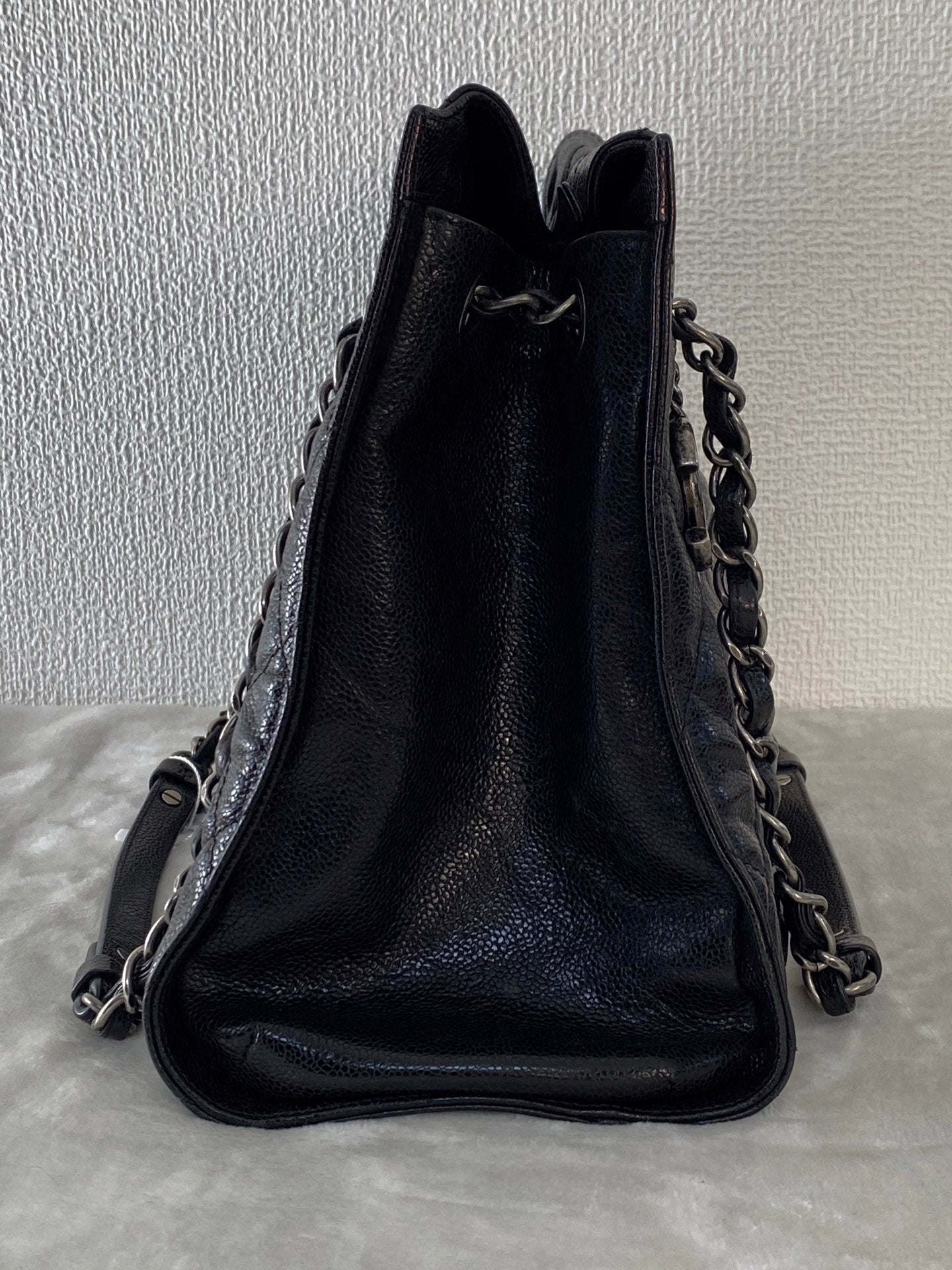 CHANEL Cavier Quilted Totebag