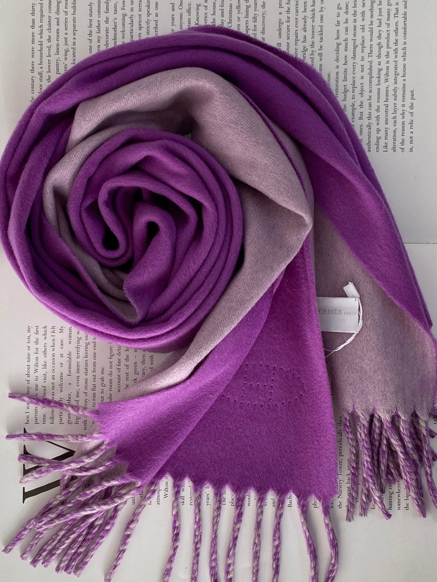 HERMES Cashmere Scarf