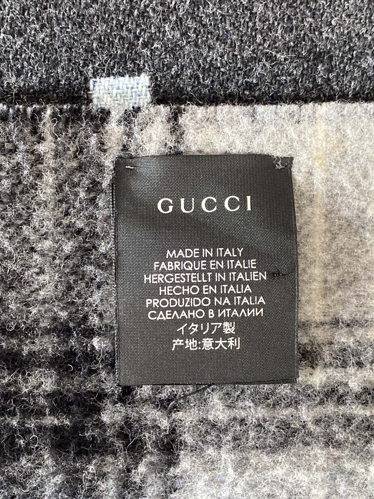 GUCCI Double Side Wool Scarf