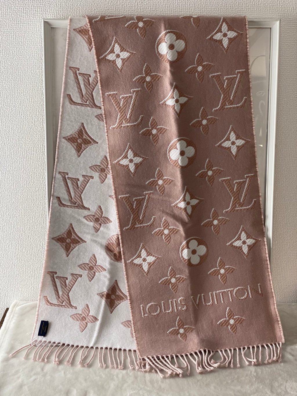 LOUIS VUITTON Monogram Wool Scarf
