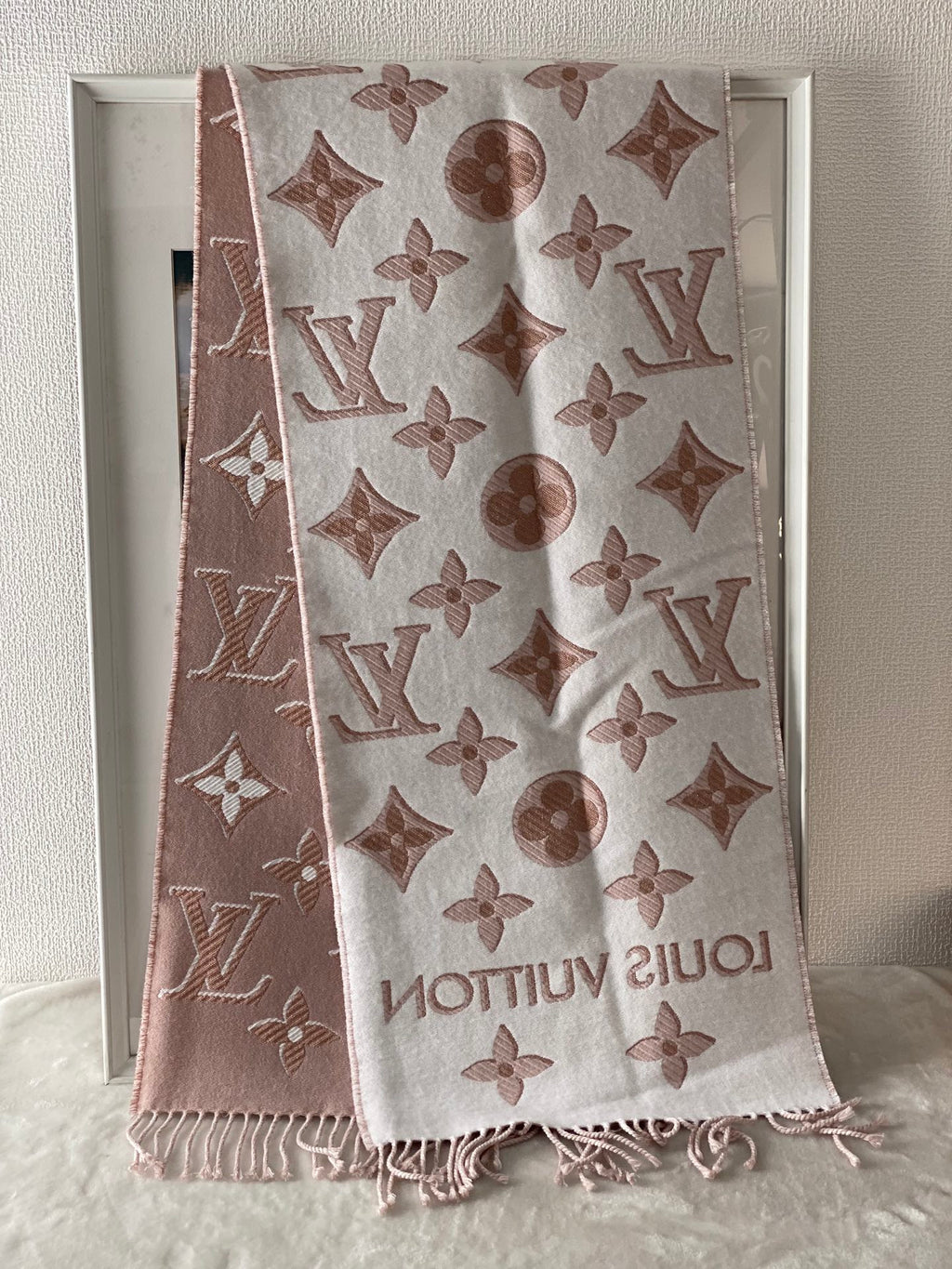 LOUIS VUITTON Monogram Wool Scarf