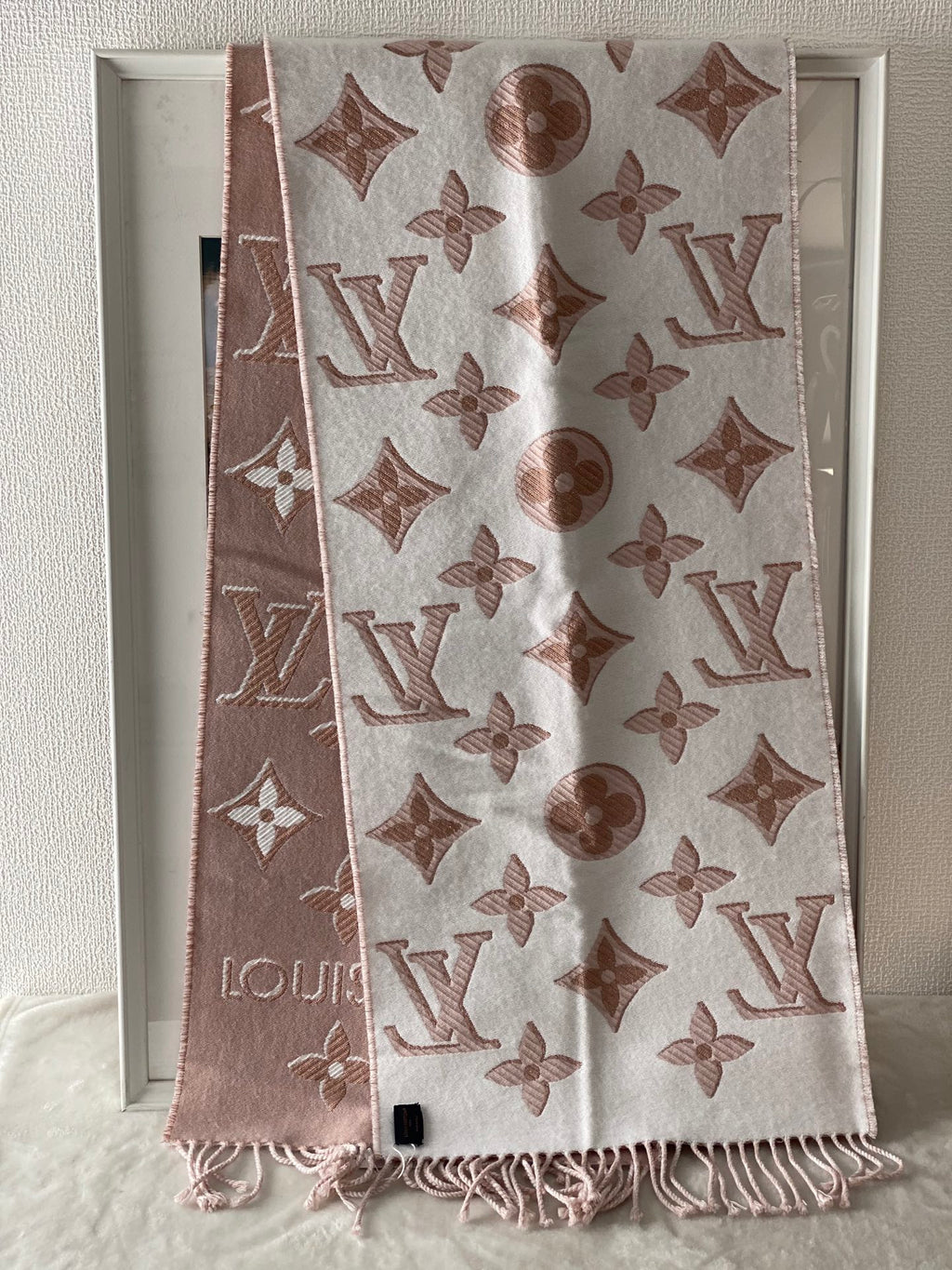 LOUIS VUITTON Monogram Wool Scarf