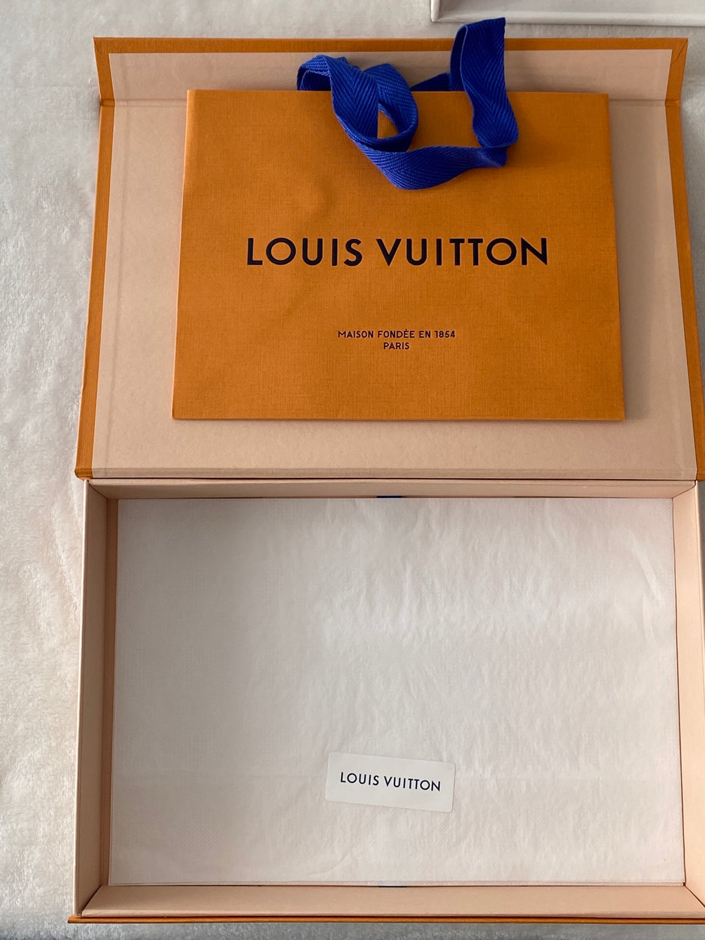 LOUIS VUITTON Monogram Wool Scarf