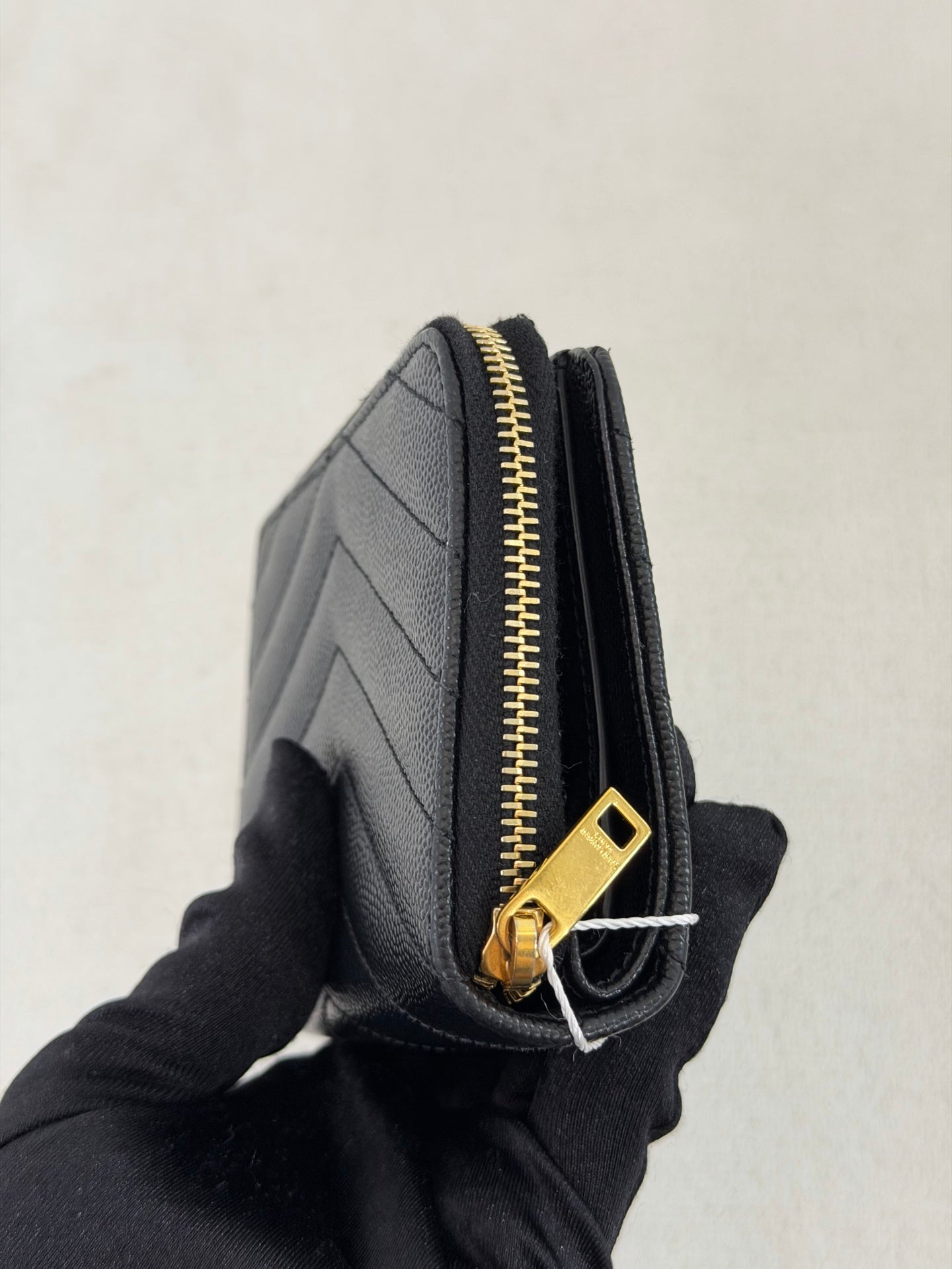 Yves Saint Laurent YSL Logo Cavier Bifold Wallet