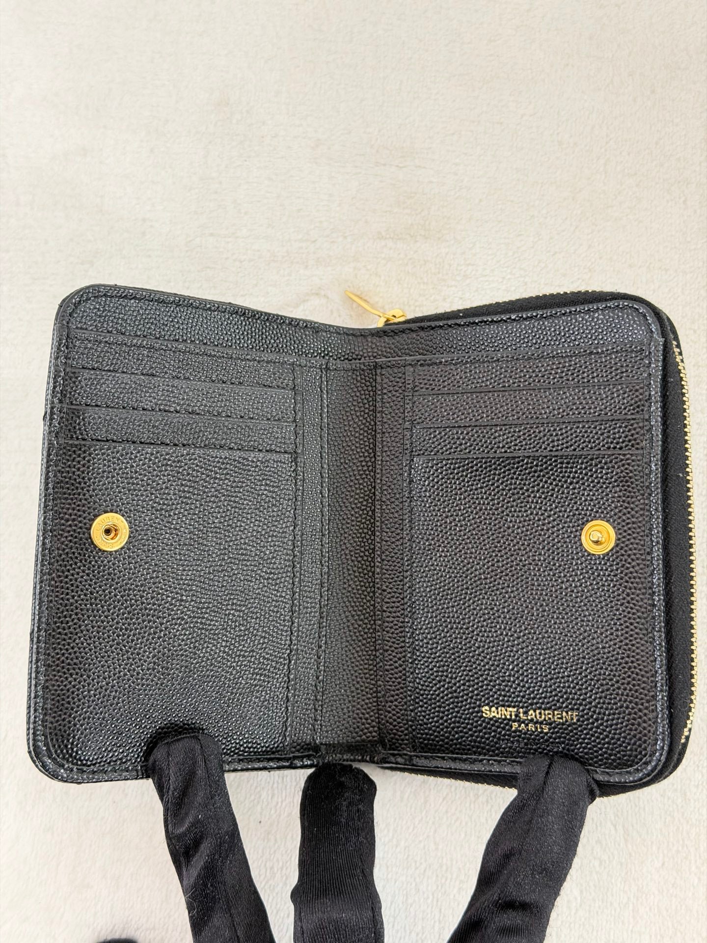 Yves Saint Laurent YSL Logo Cavier Bifold Wallet