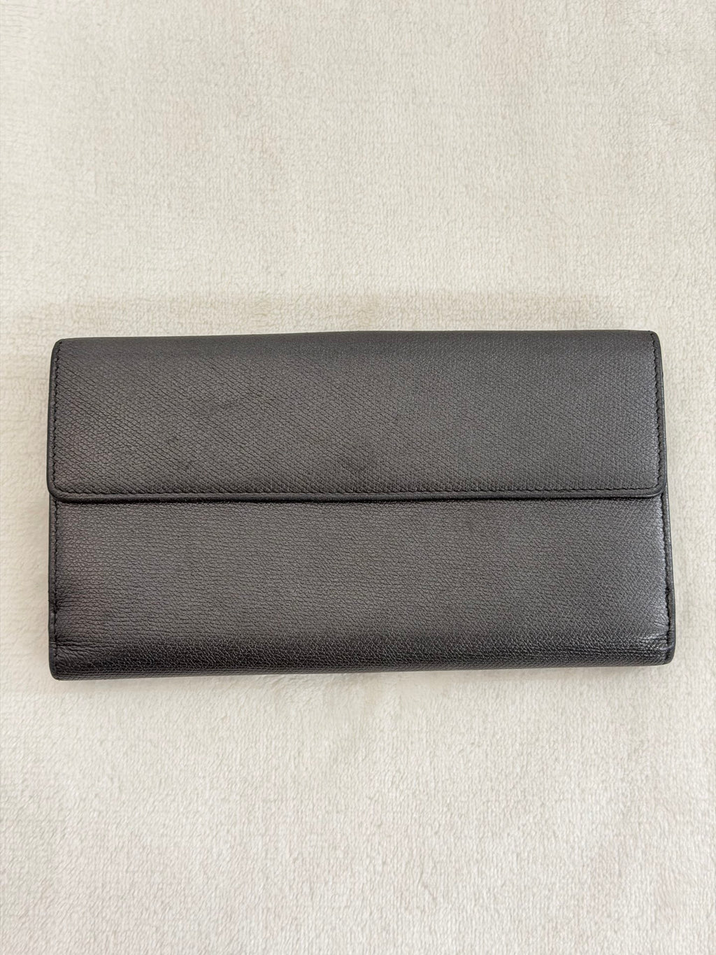 CHANEL Logo Genuine Bifold  Wallet