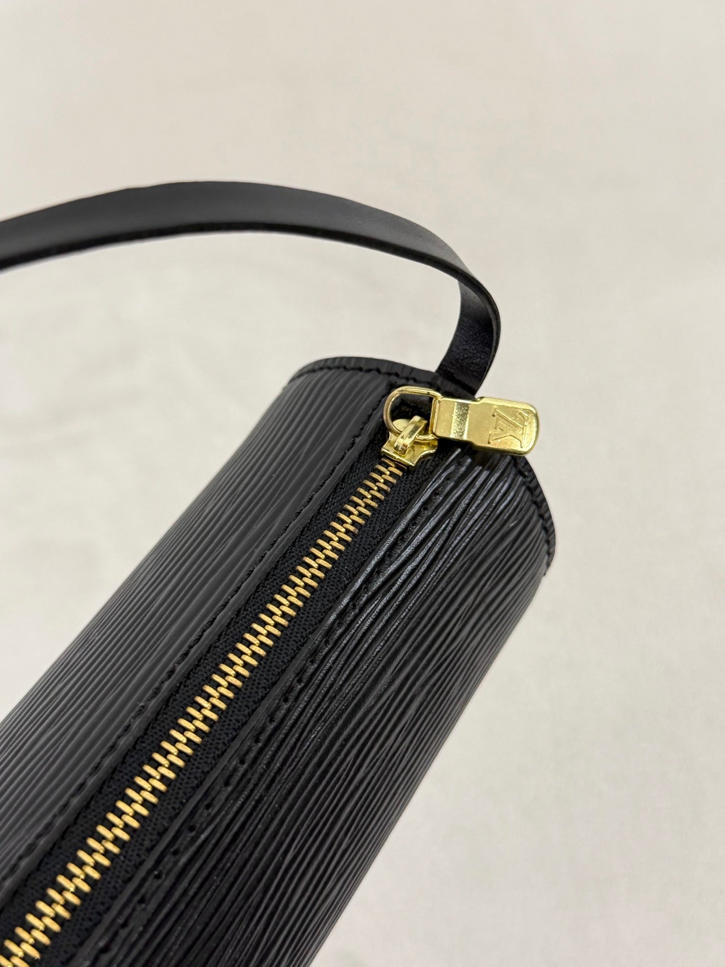 LOUIS VUITTON Epi Collection Papillion Hnadbag Set