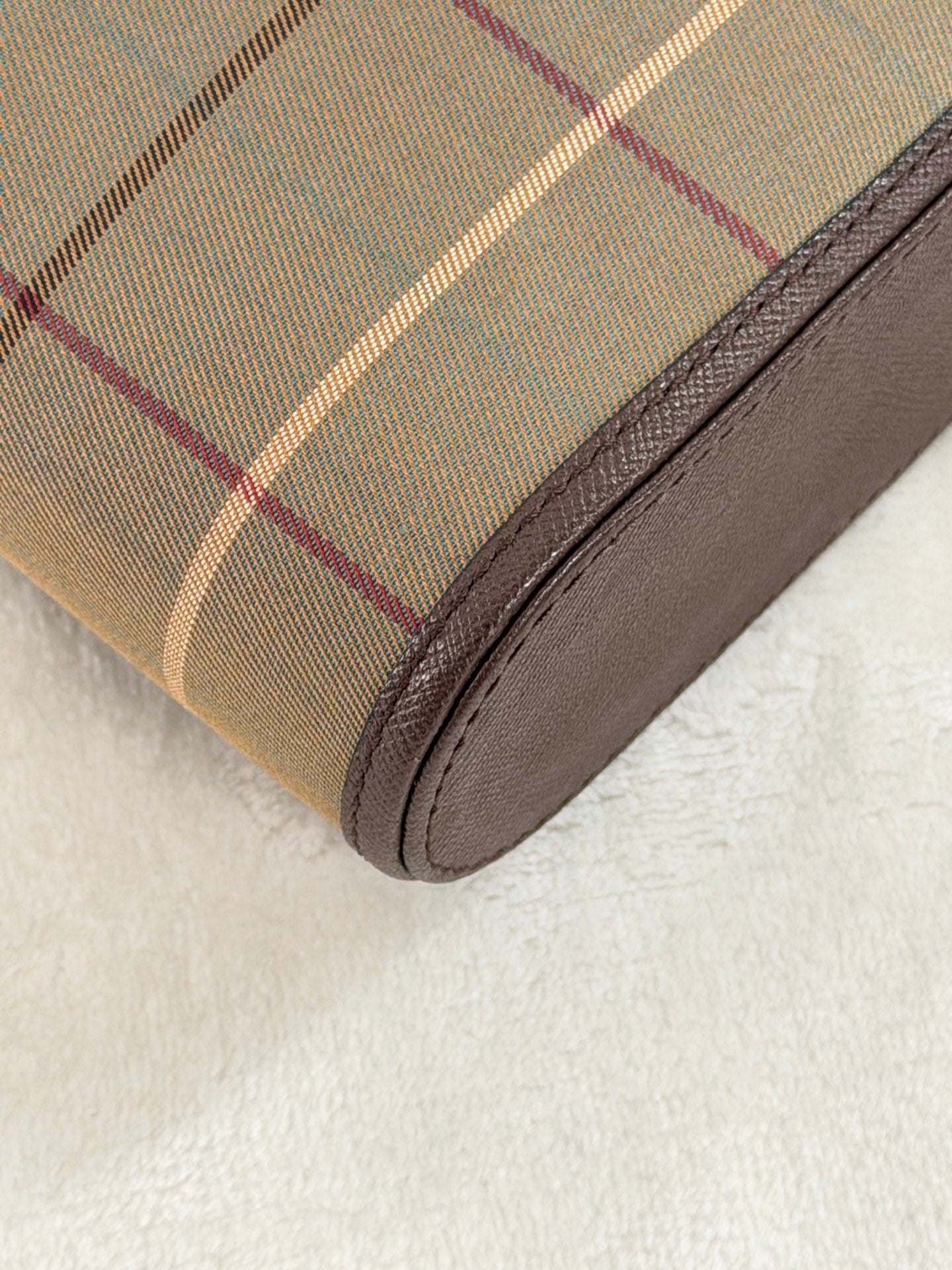 BURBERRY Check pattern Genuine Shoulderbag