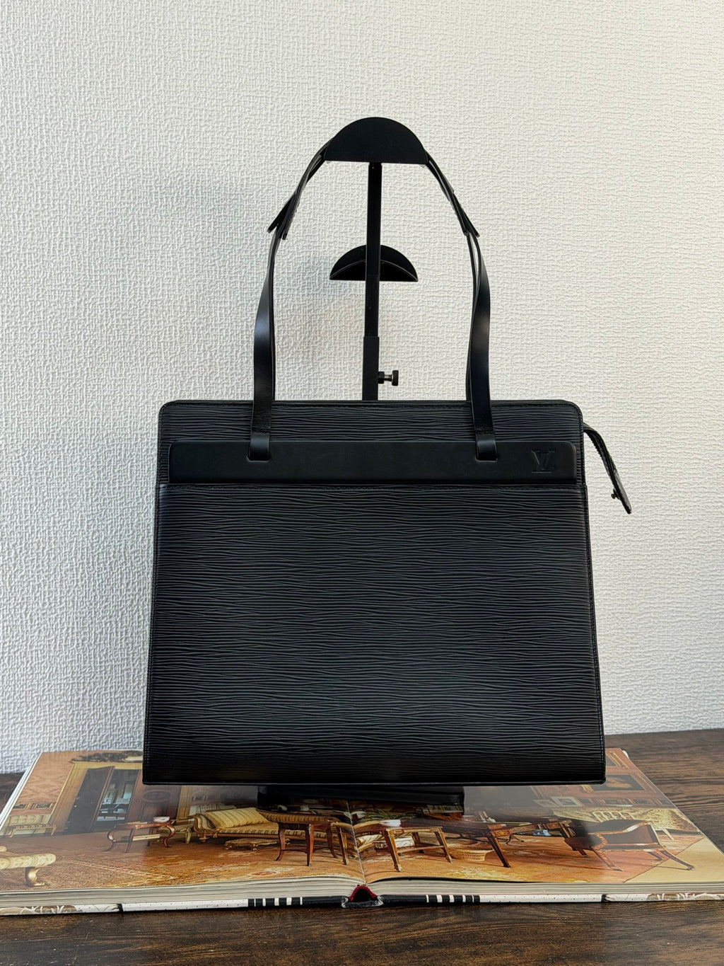Louis Vuitton Black Genuine Leather Epi Croisette PM Shoulder Bag