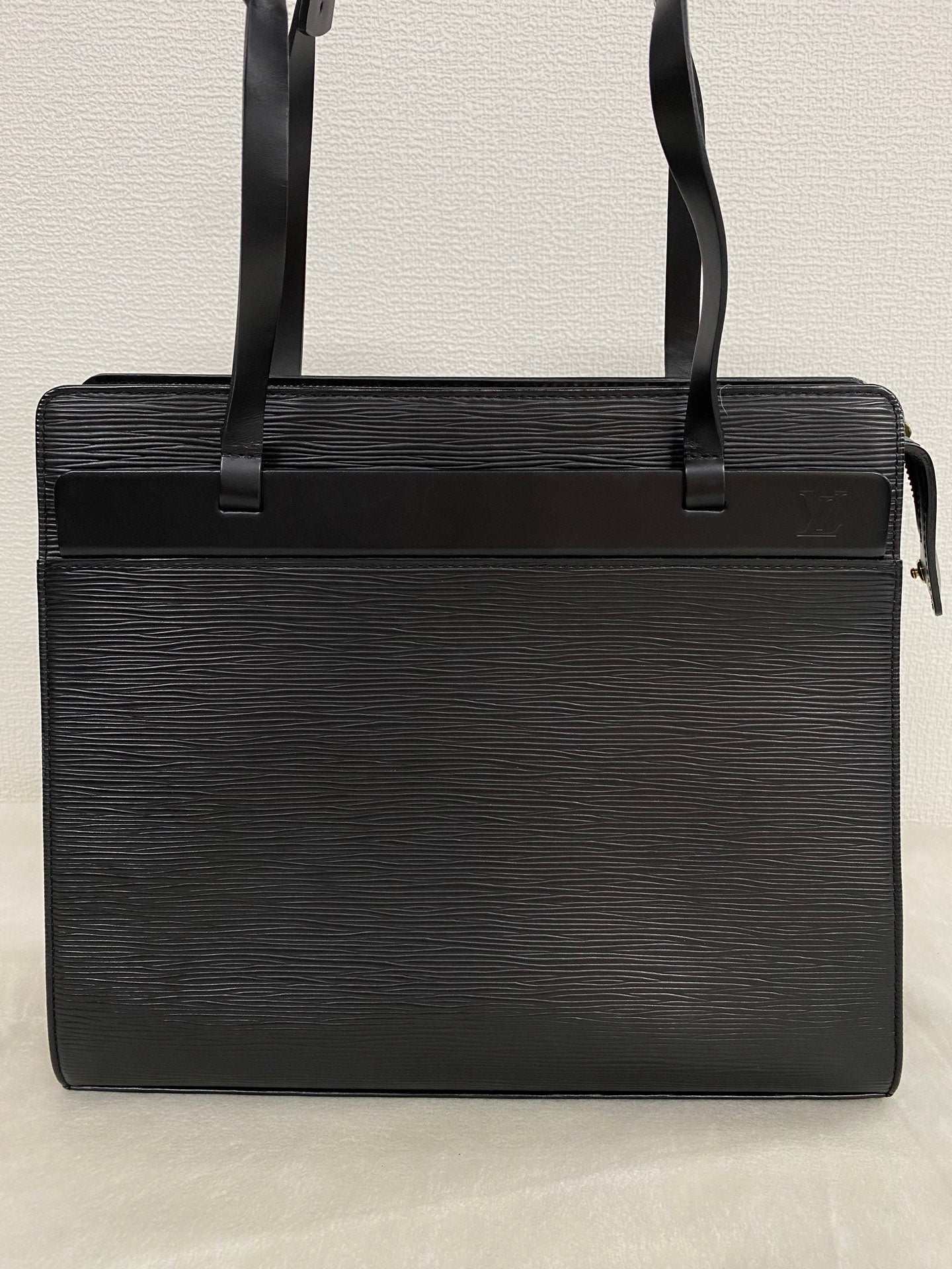 Louis Vuitton Black Genuine Leather Epi Croisette PM Shoulder Bag