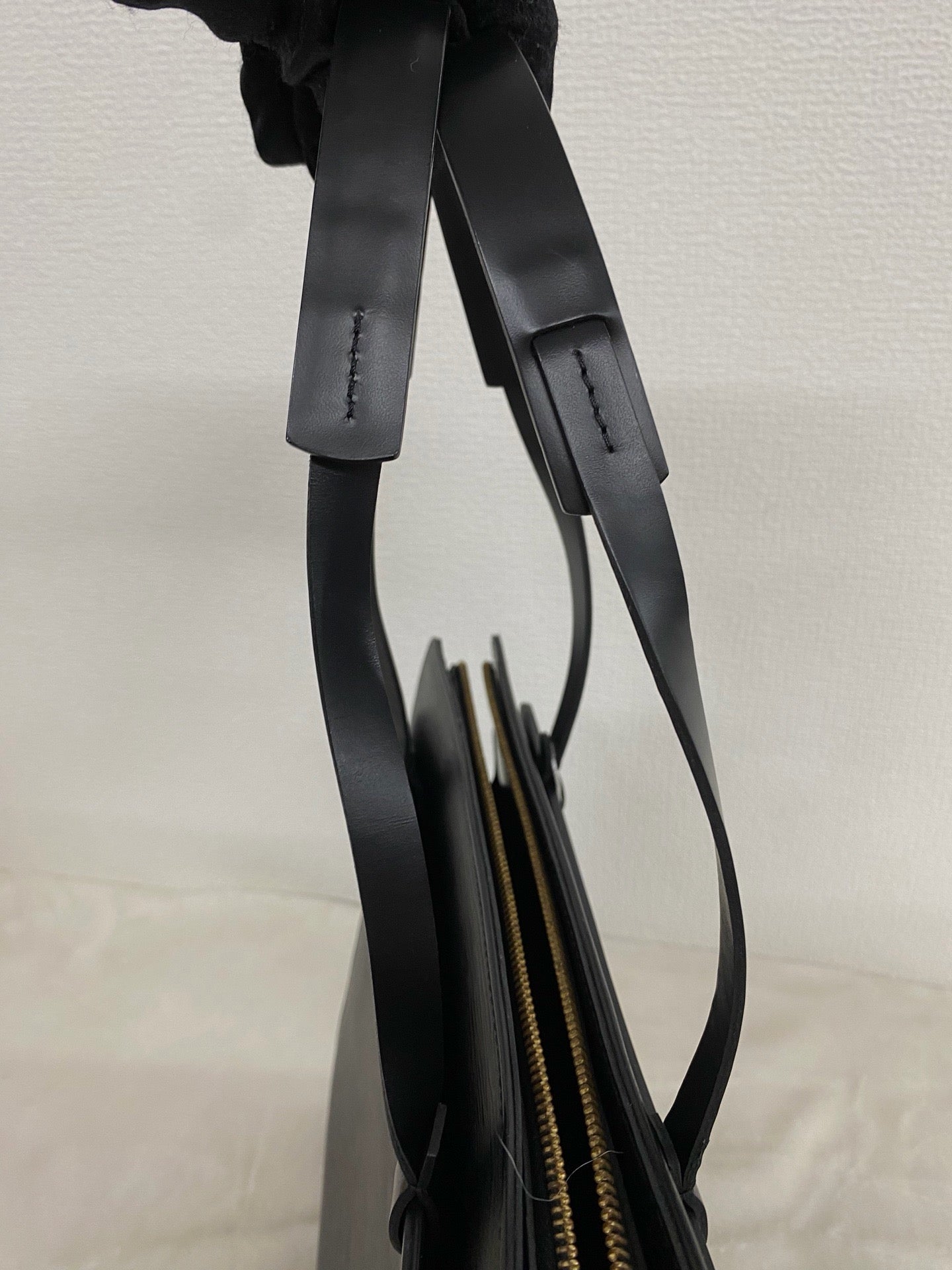 Louis Vuitton Black Genuine Leather Epi Croisette PM Shoulder Bag