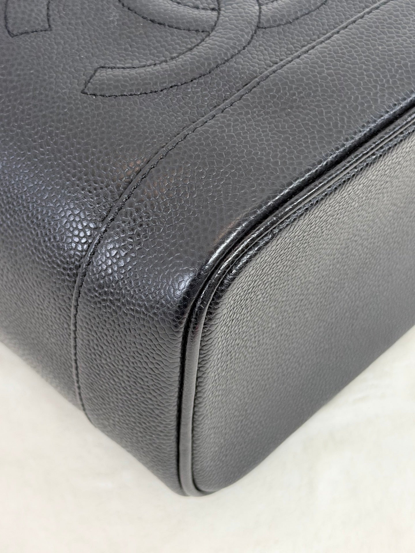 CHANEL Vertical Vanity Bag - Caviar Black