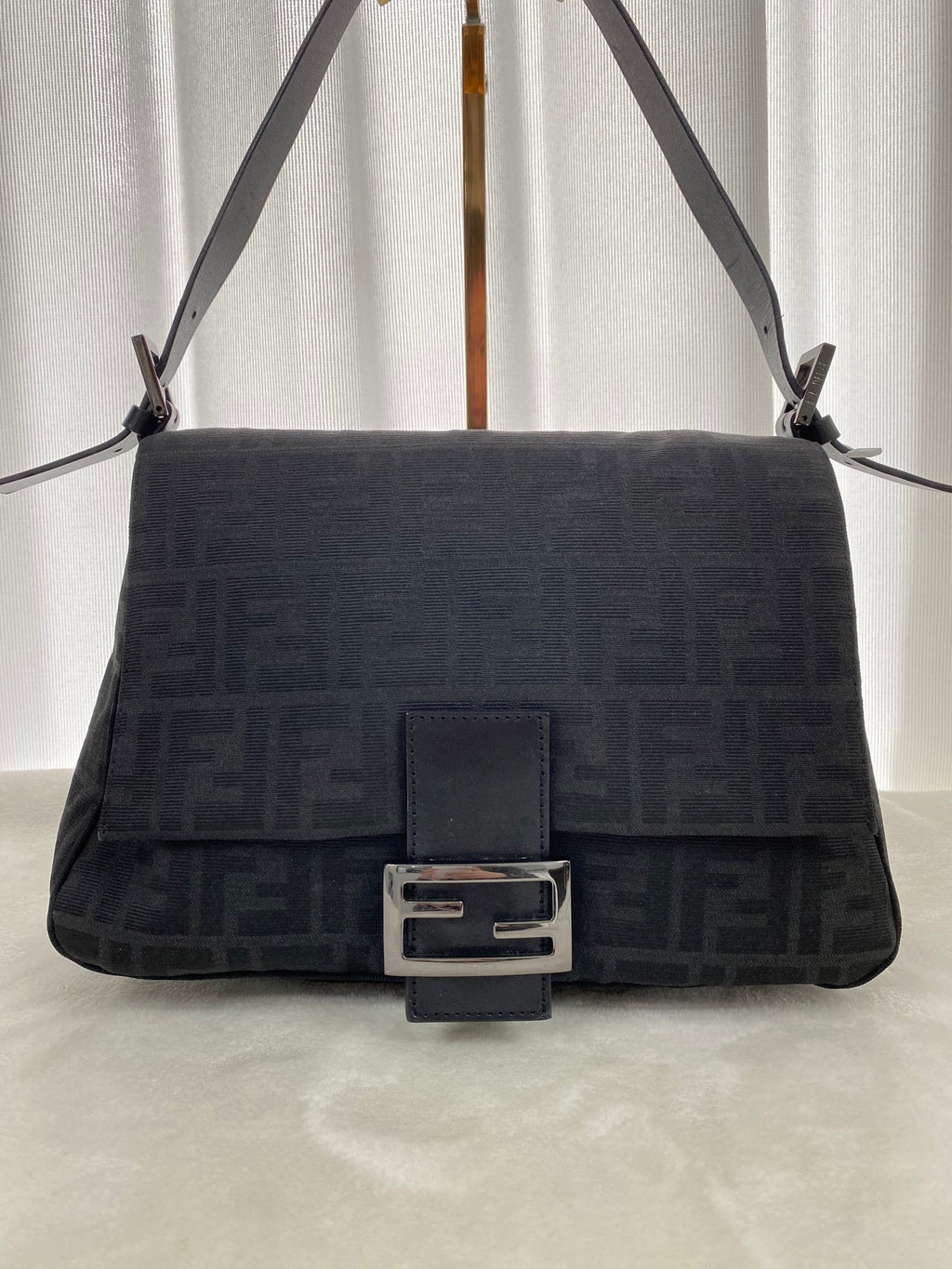 VINTAGE FENDI Mamma baguette zucca wool