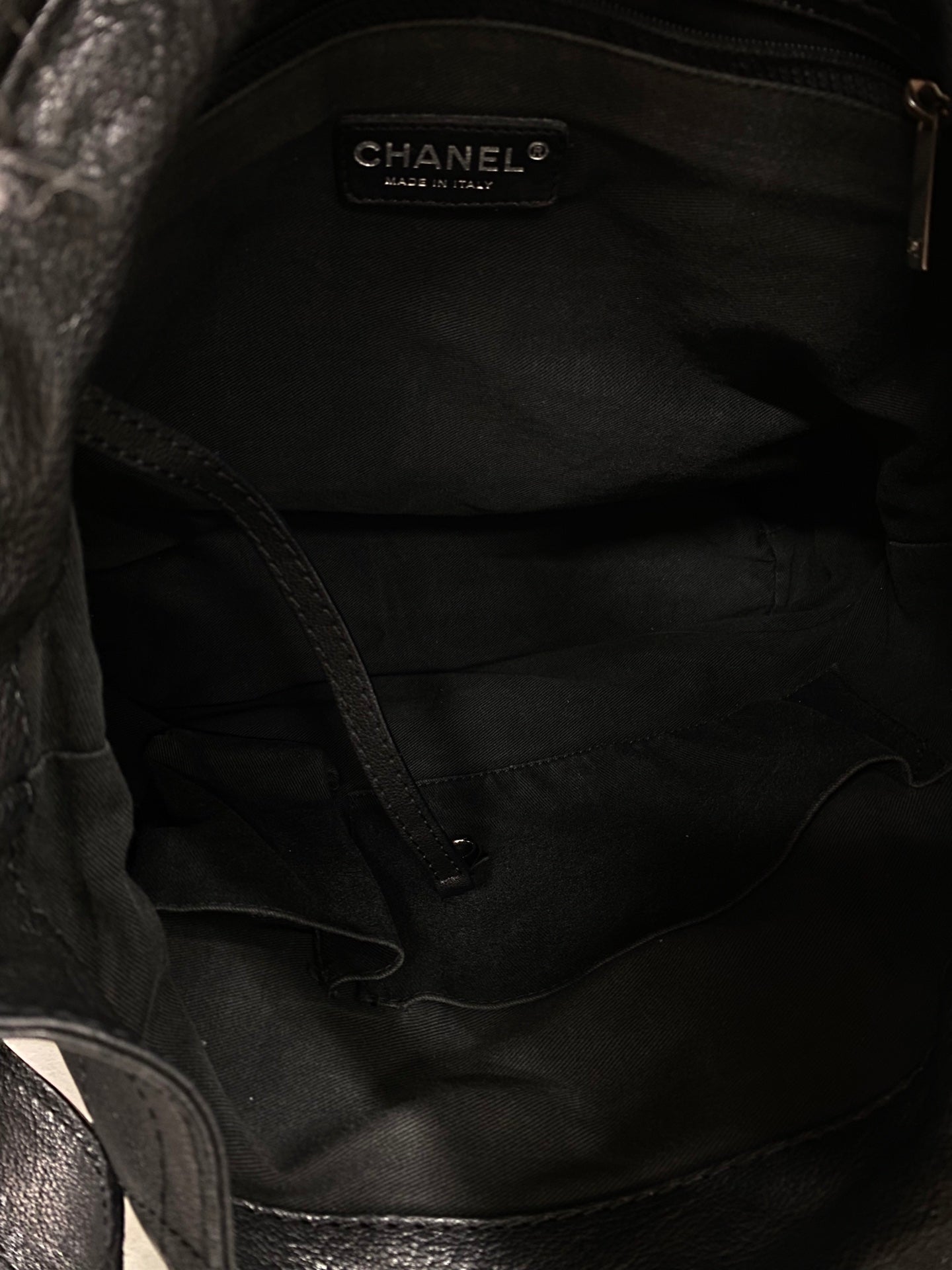 CHANEL Black-silver Totebag