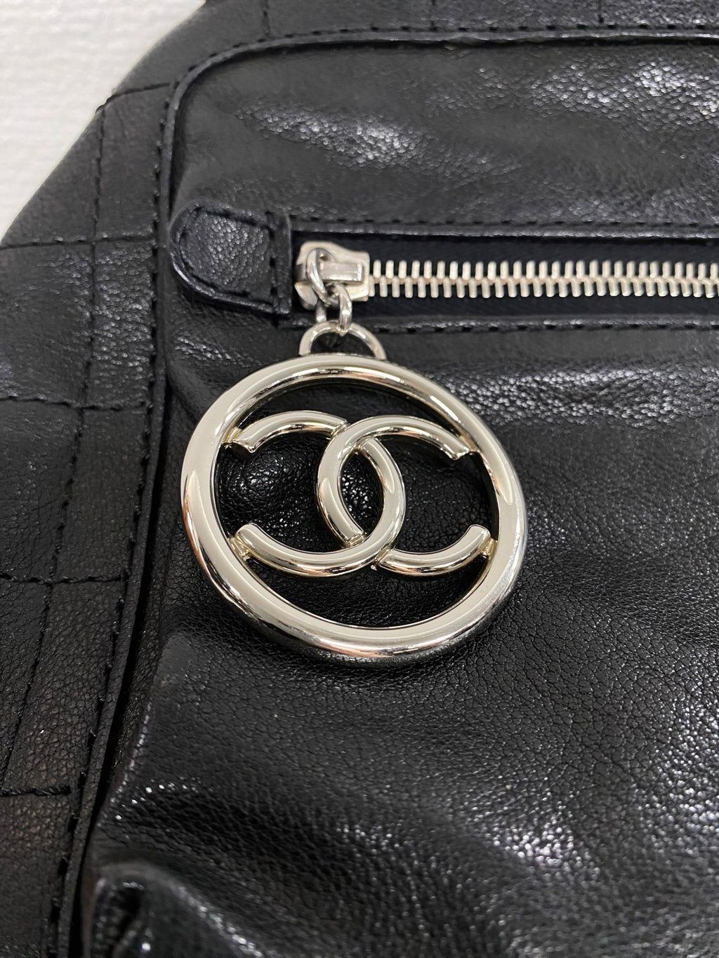 CHANEL Black-silver Totebag
