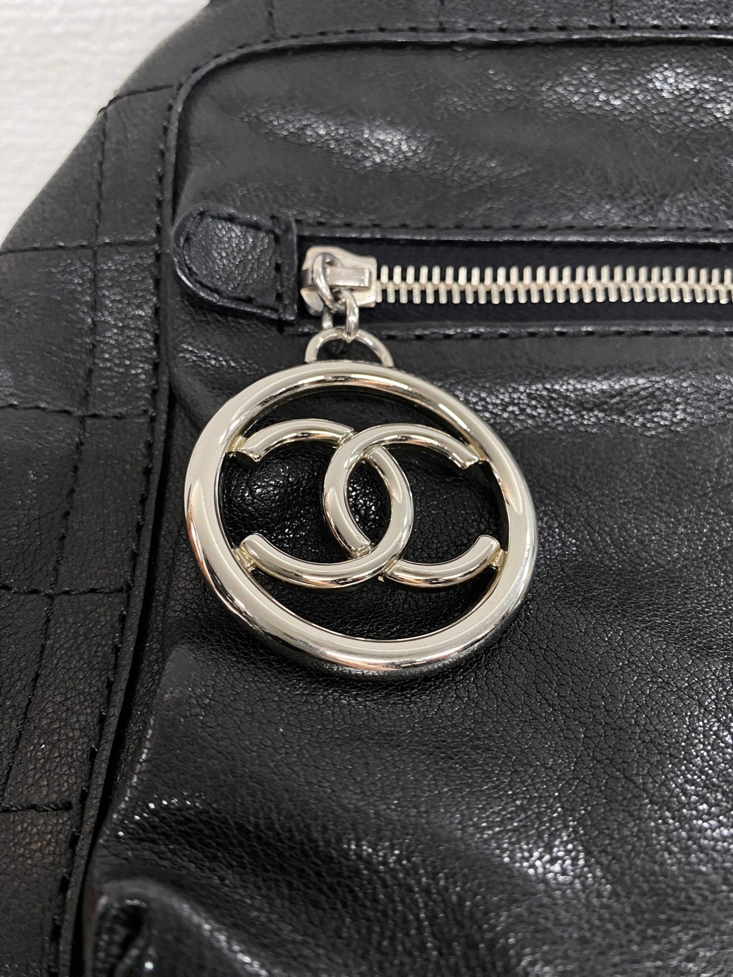 CHANEL Black-silver Totebag