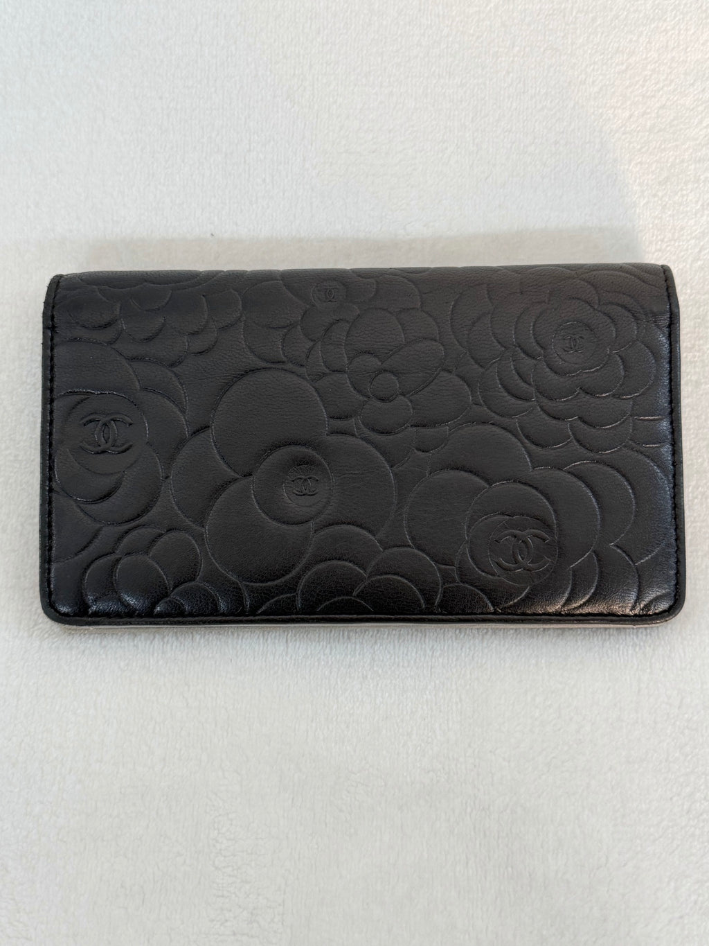 CHANEL Patent Camellia Bifold Wallet