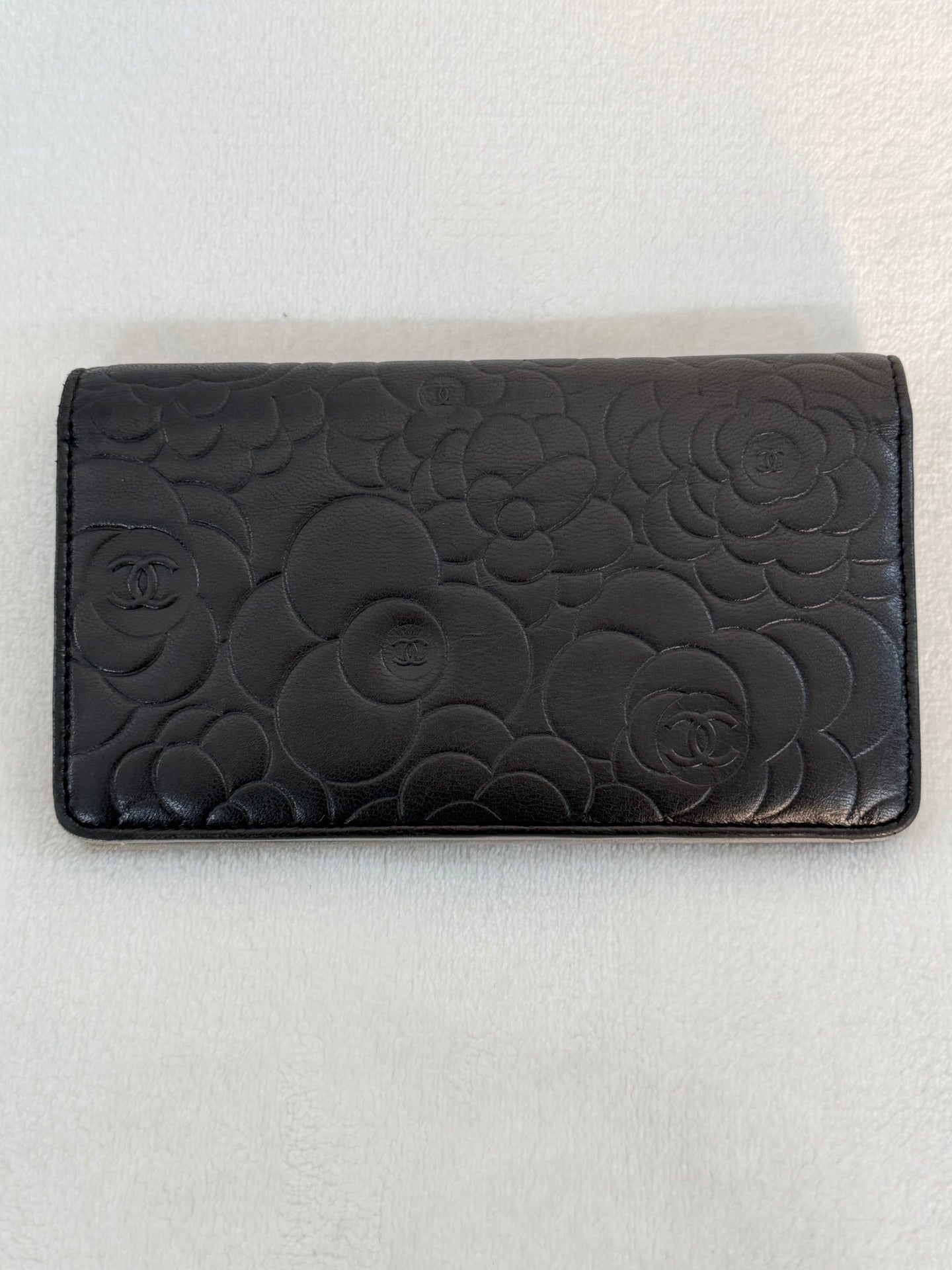CHANEL Patent Camellia Bifold Wallet