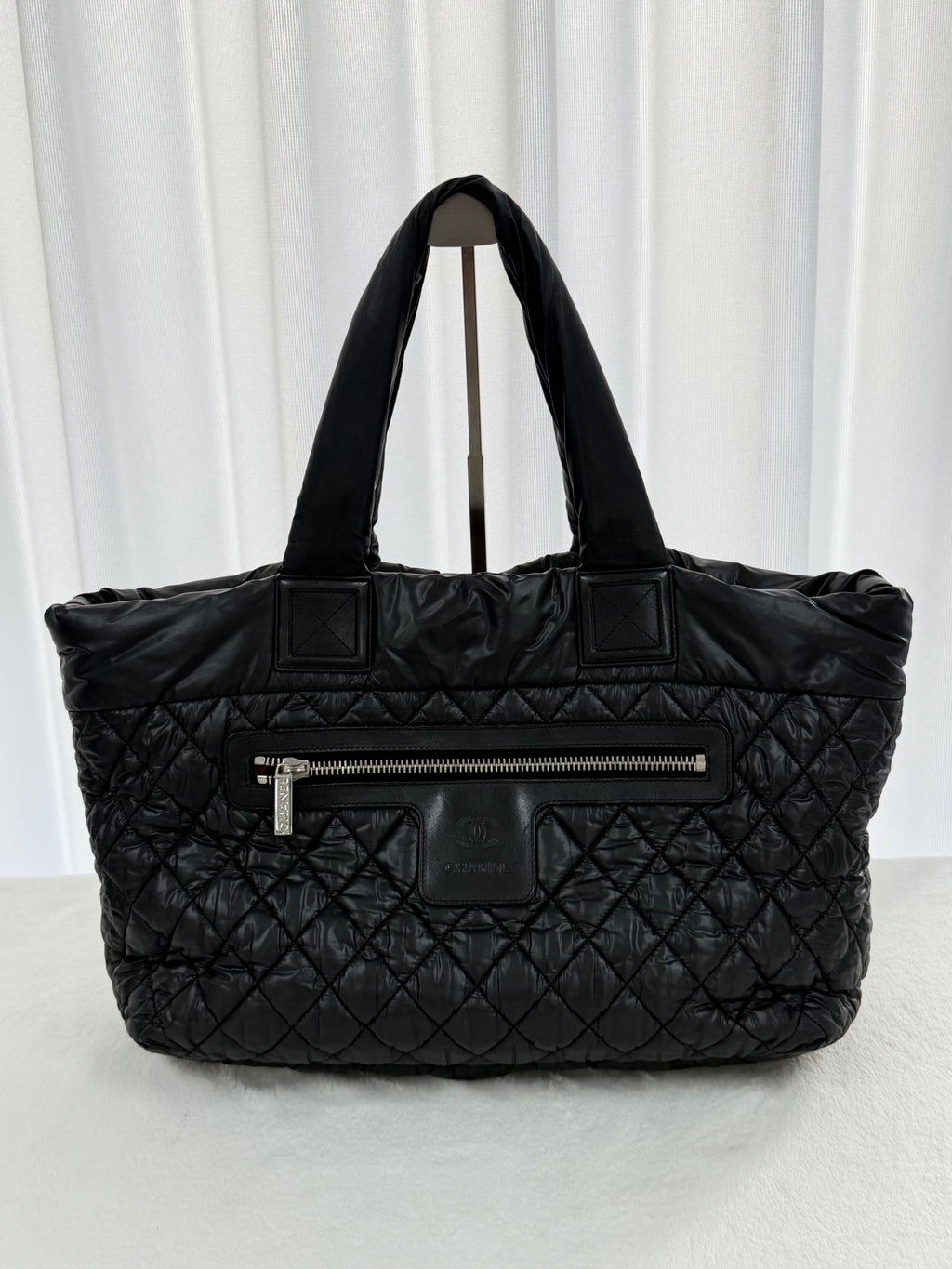 CHANEL Coco cocoon Totebag