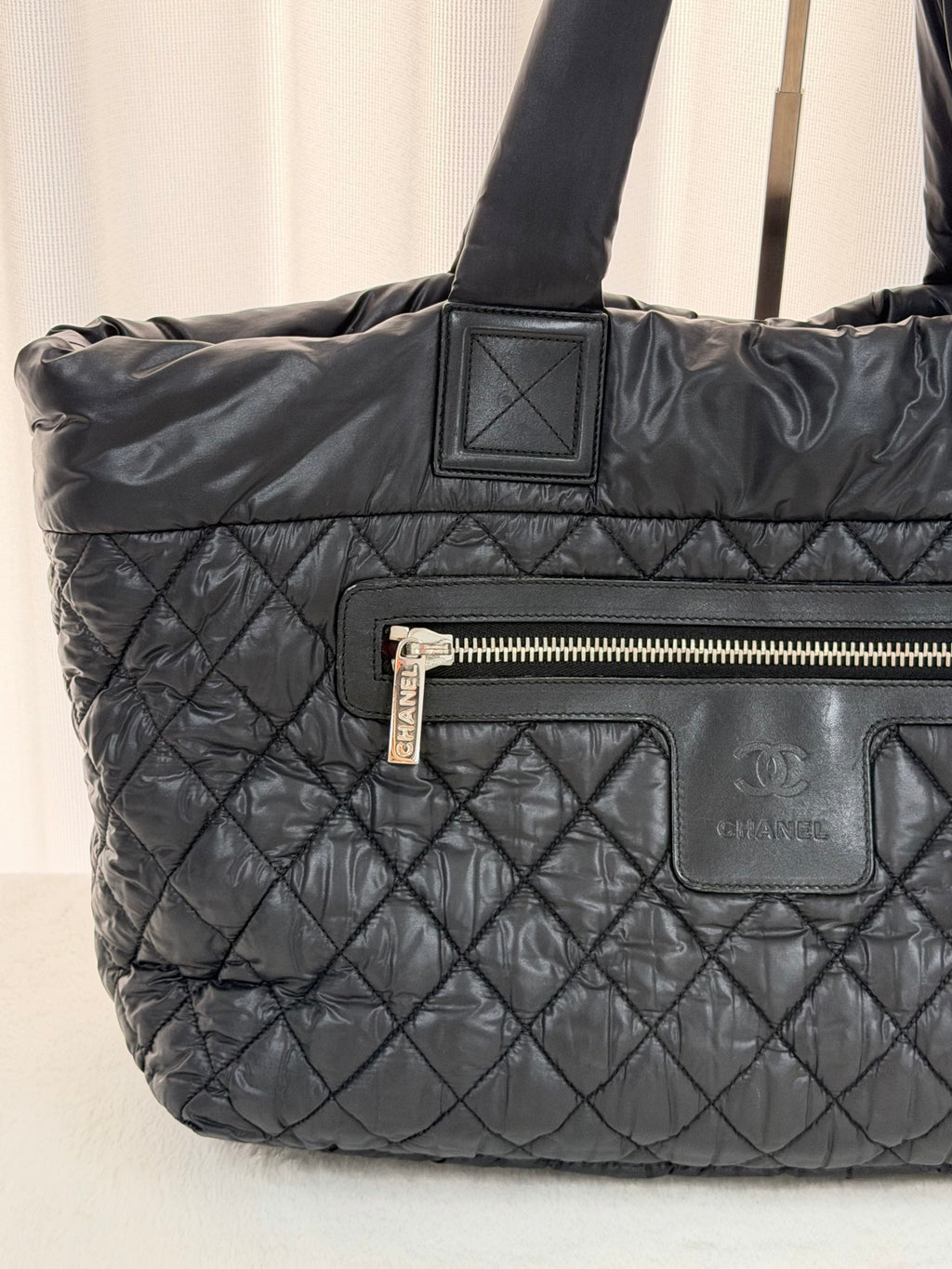CHANEL Coco cocoon Totebag