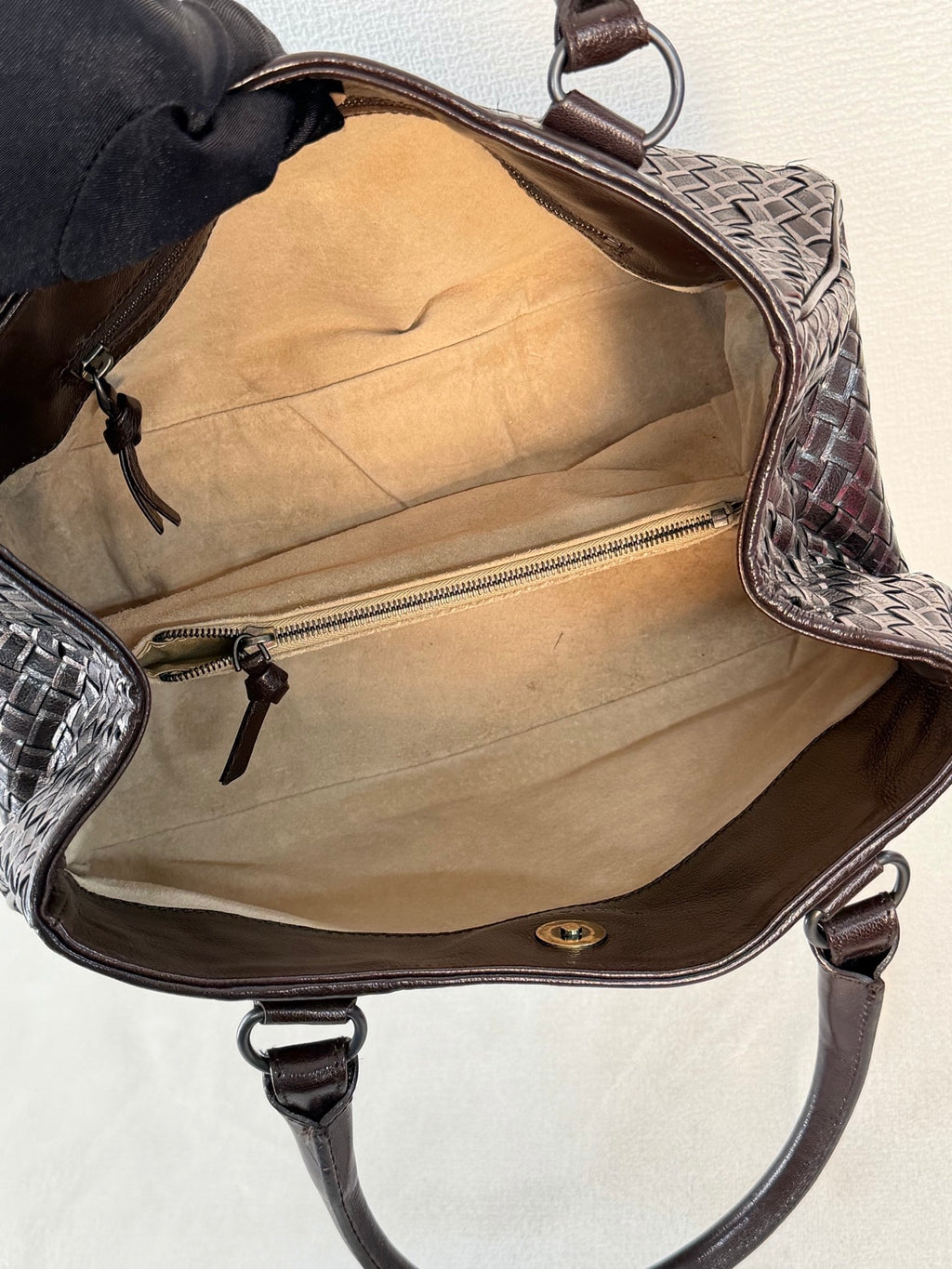 BOTTEGA VENETA Intrecciato Handbag