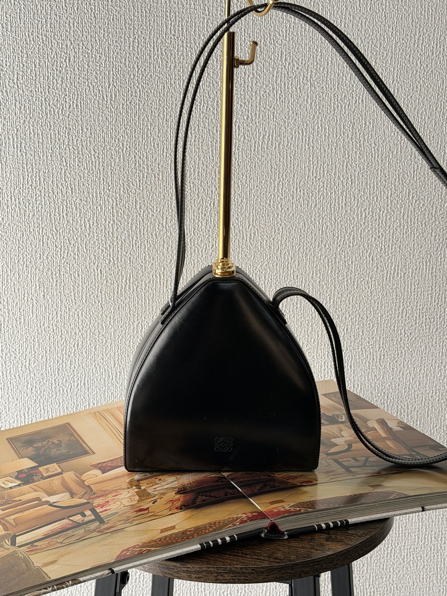 LOEWE Mueseum Shoulderbag