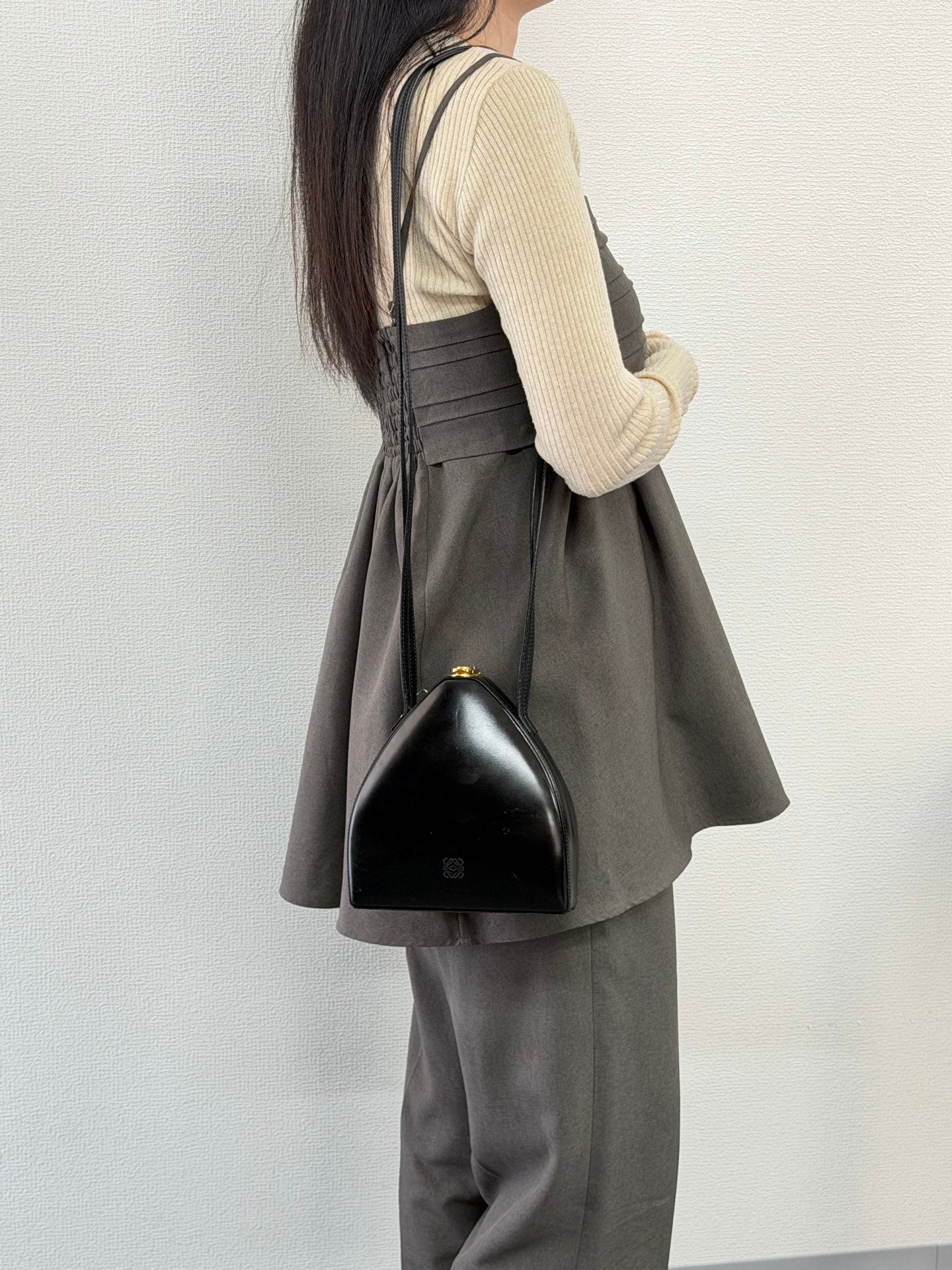 LOEWE Mueseum Shoulderbag