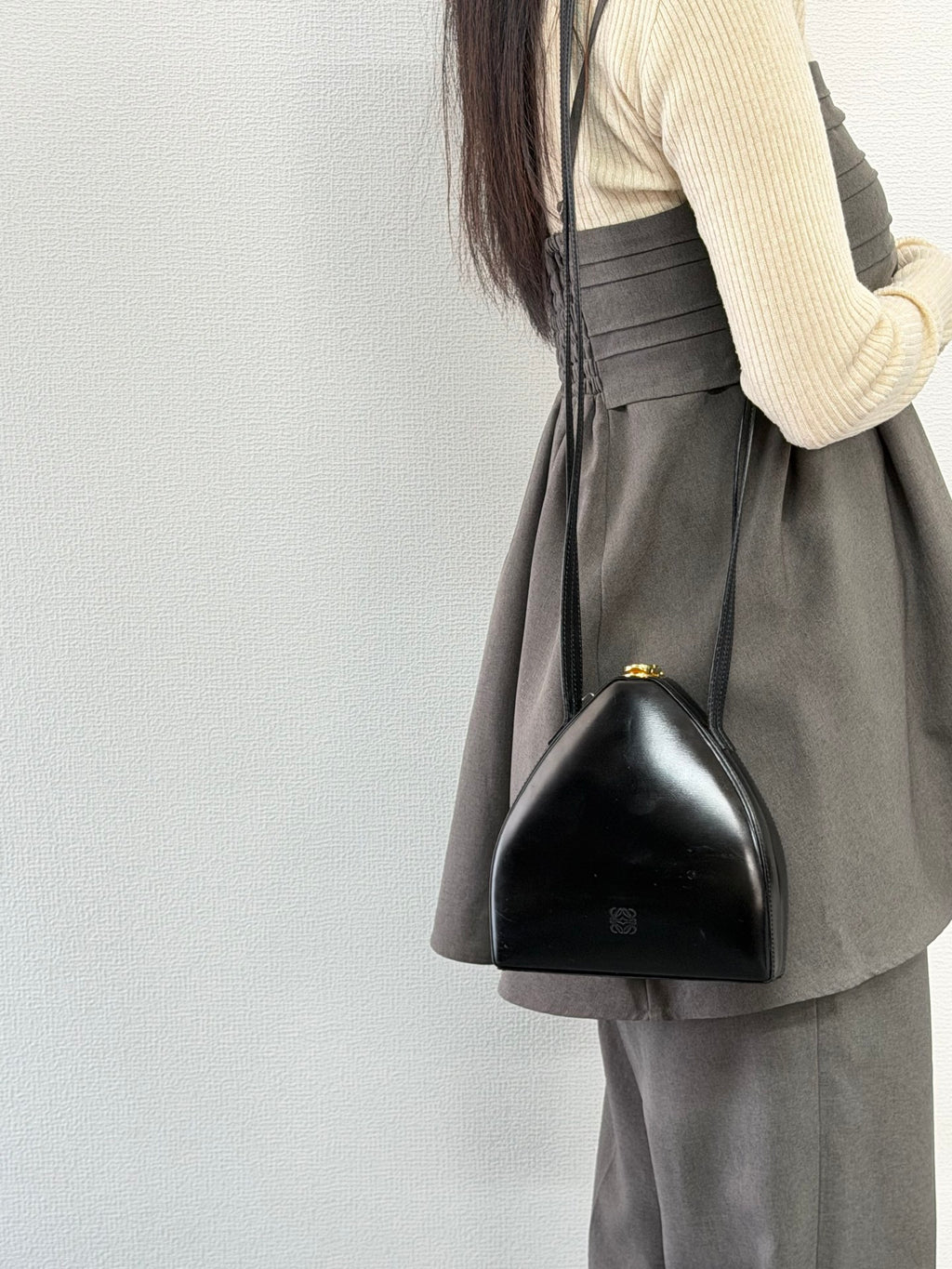 LOEWE Mueseum Shoulderbag